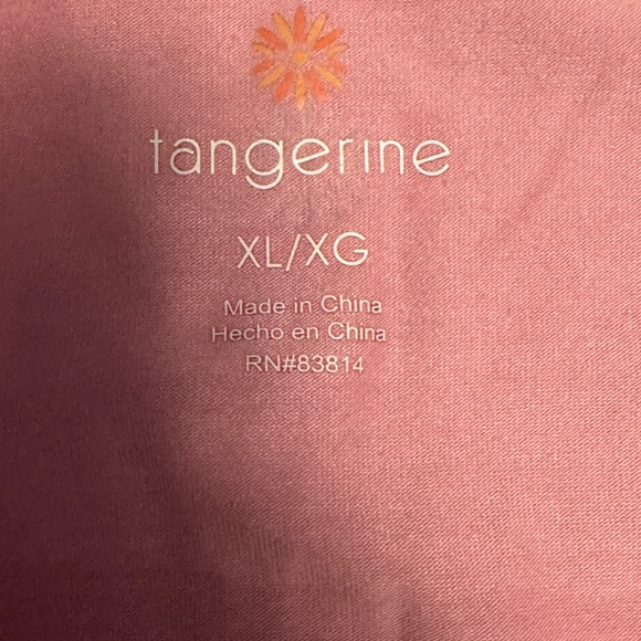 Bundle * 2 women’s Tangerine XL Tshirts pink and blue - Picture 8 of 10